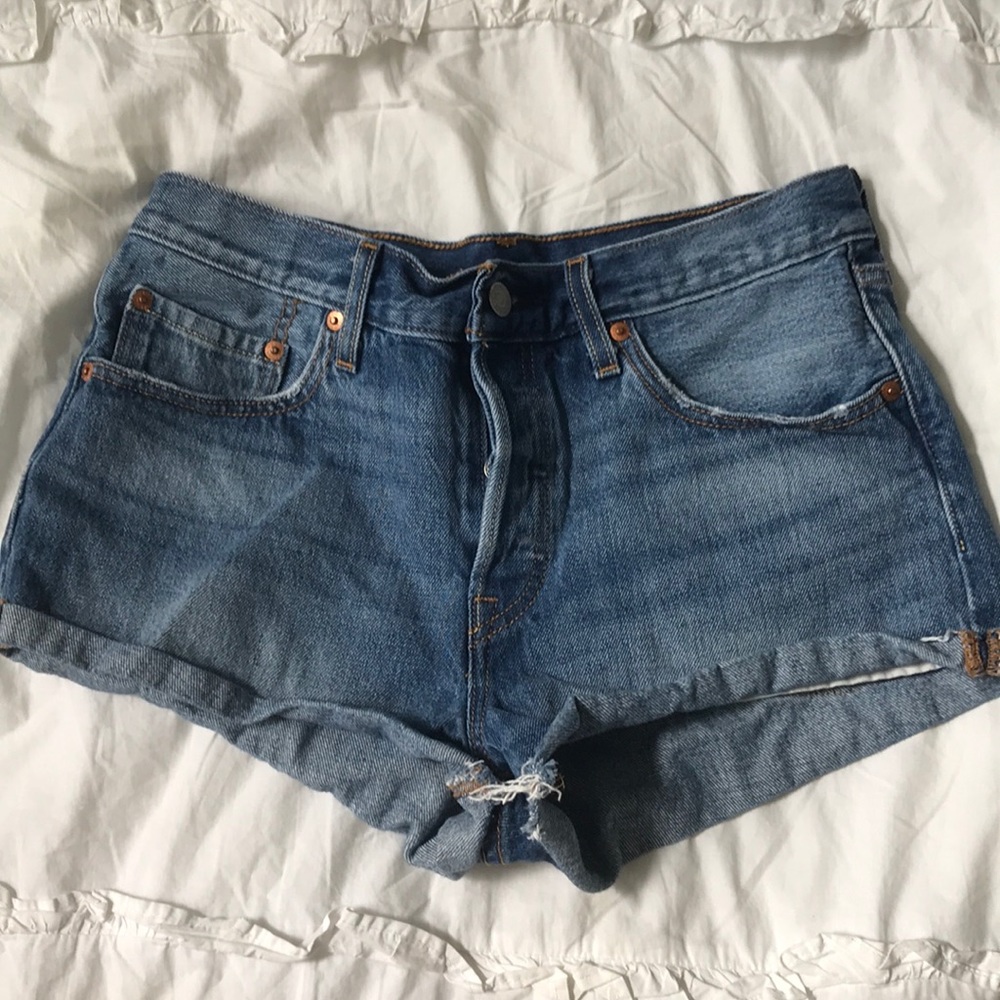 Levi’s shorts